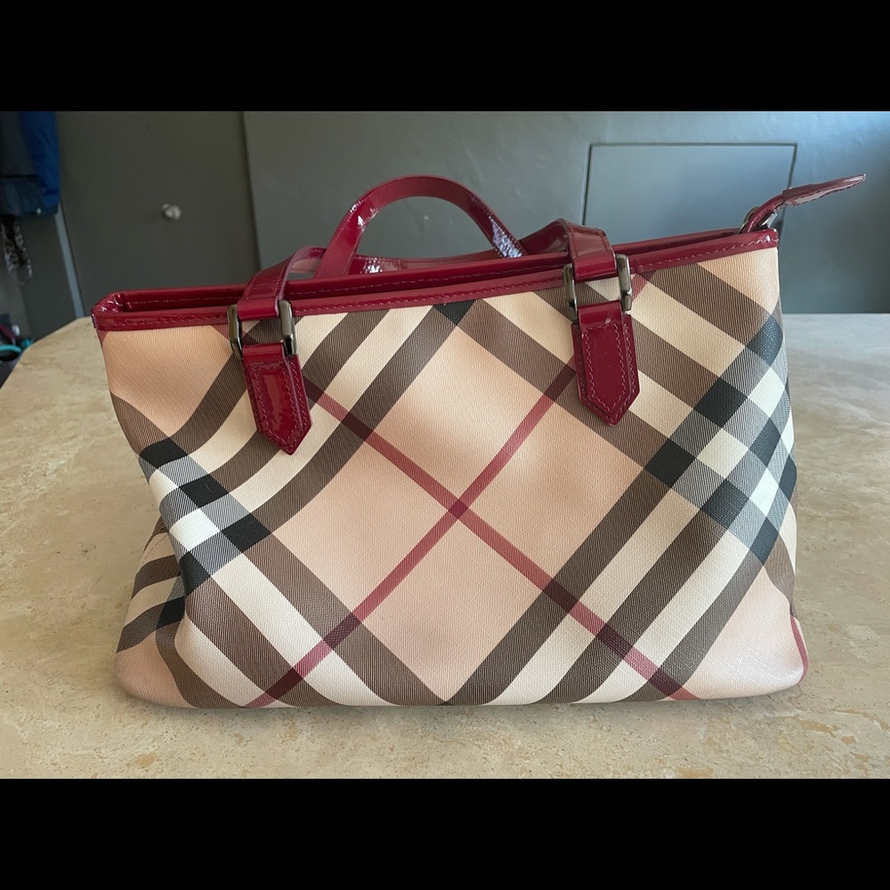 Excellent Condition Burberry Tote!